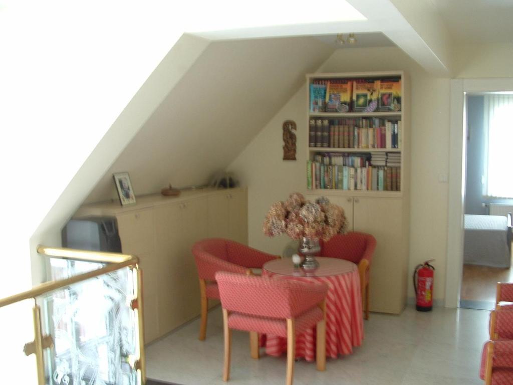 B&B Bij Lieve En Jos 하셀트 외부 사진